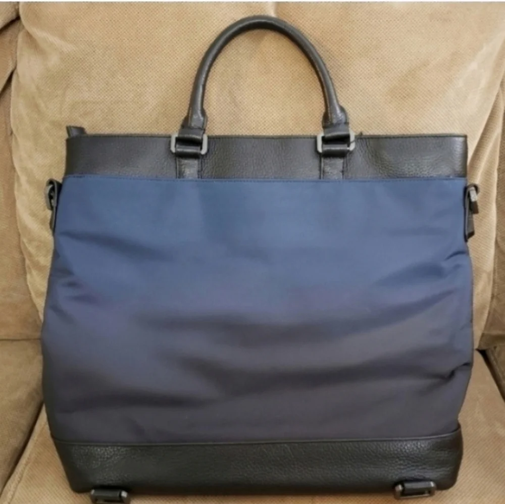 Vince camuto surbo ombre nylon tote